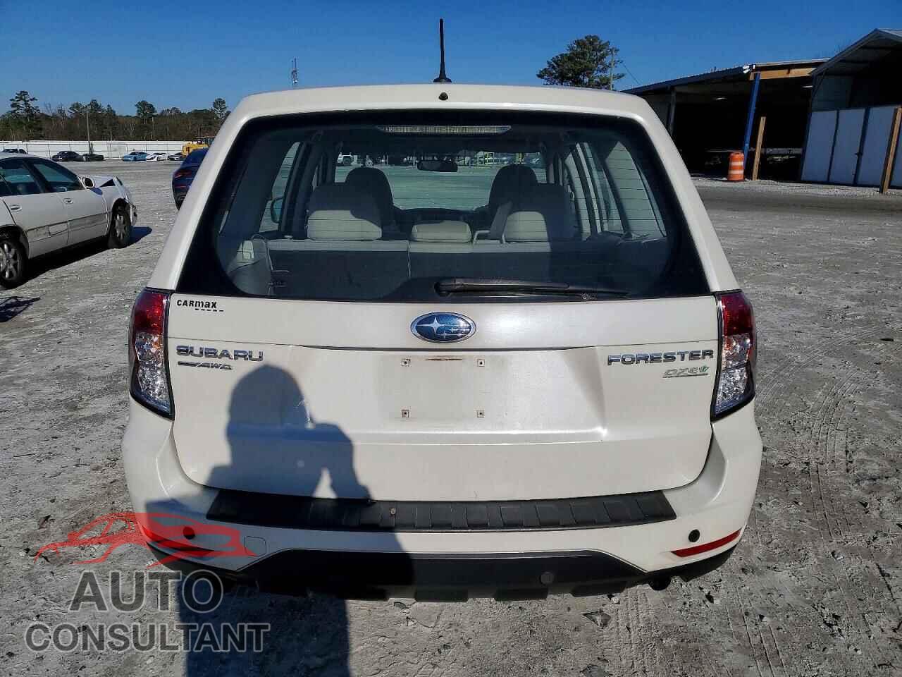 SUBARU FORESTER 2013 - JF2SHAAC8DH437527