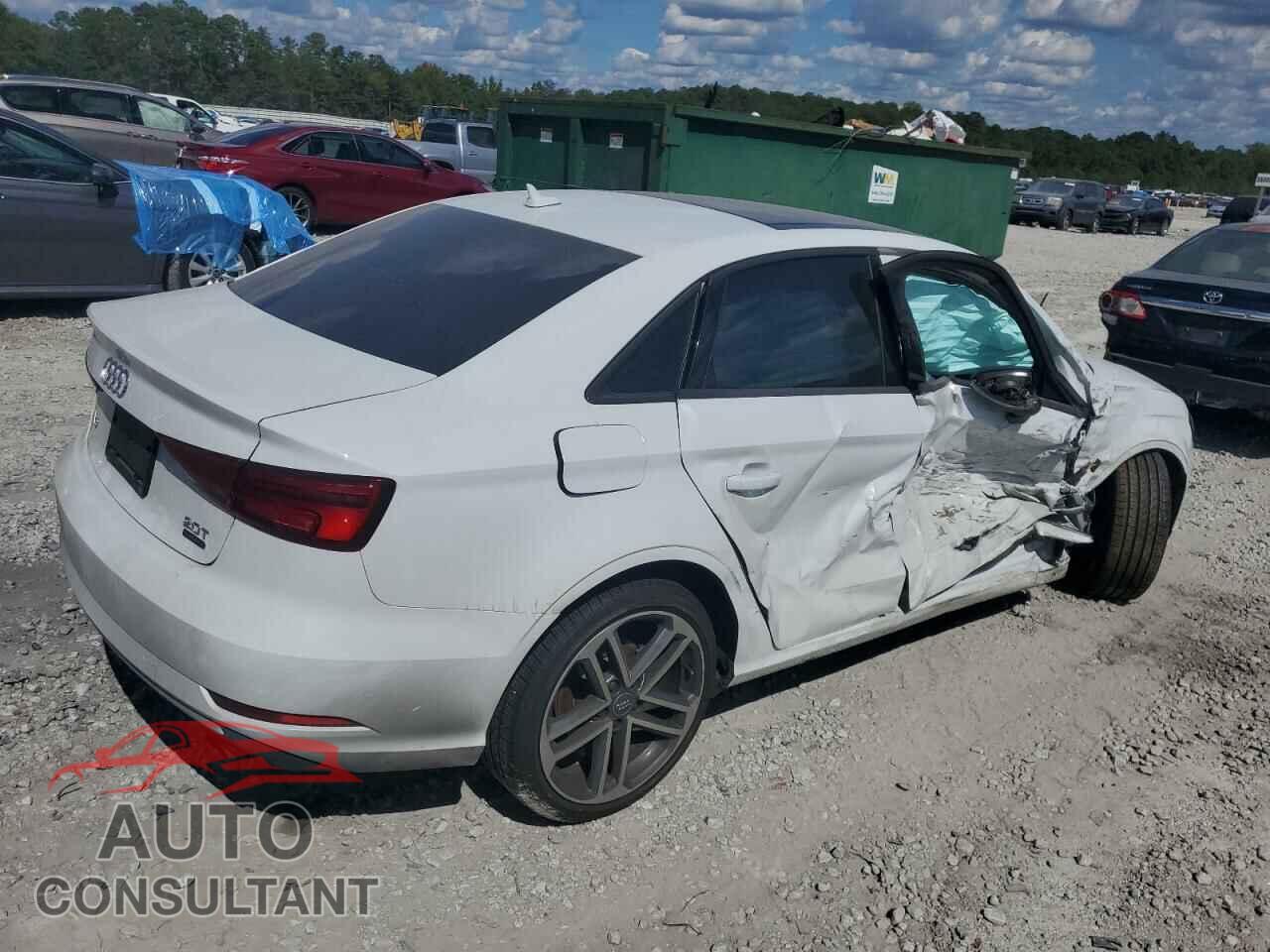 AUDI A3 2018 - WAUB8GFF3J1019334