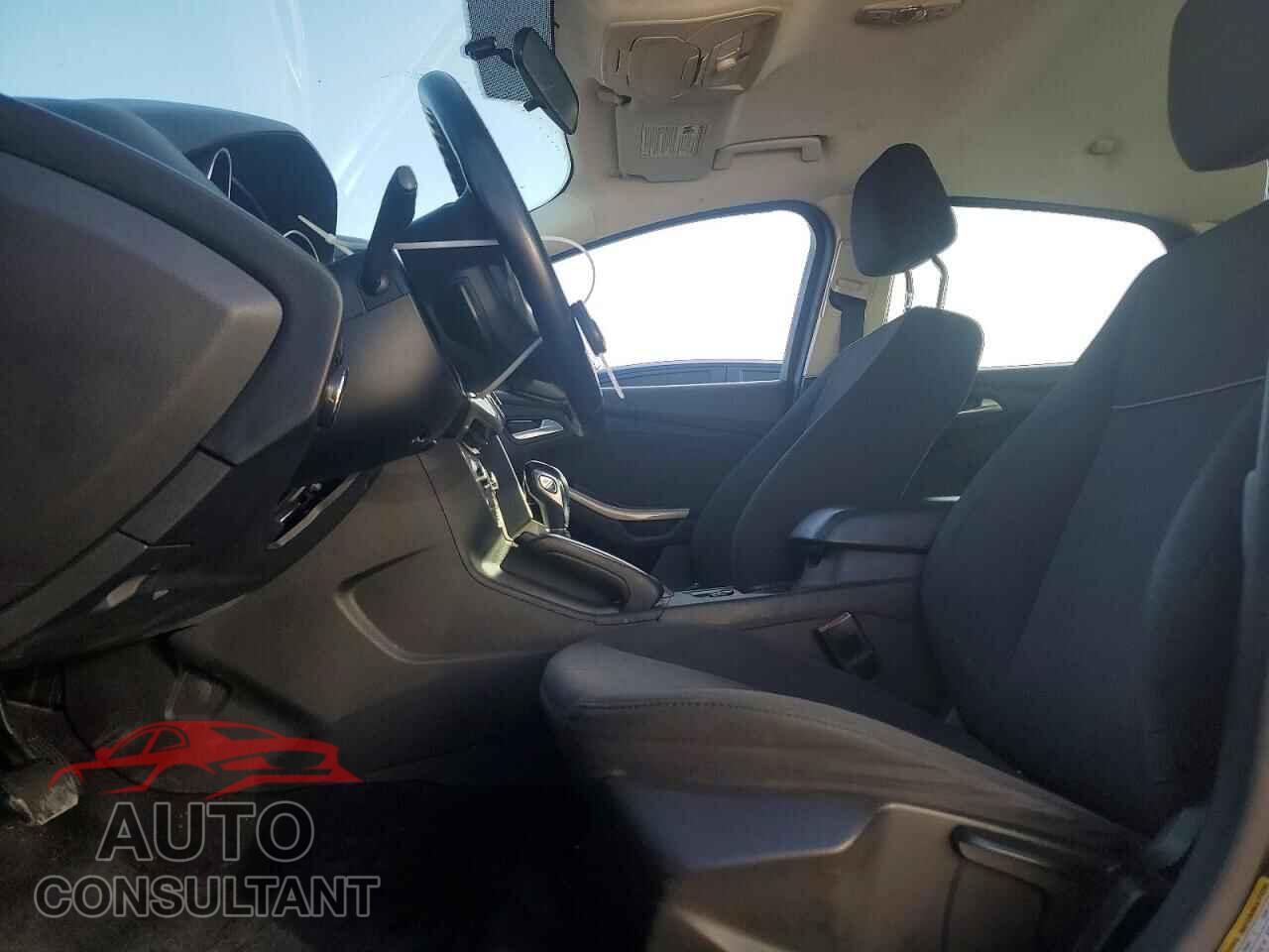 FORD FOCUS 2012 - 1FAHP3M28CL311681