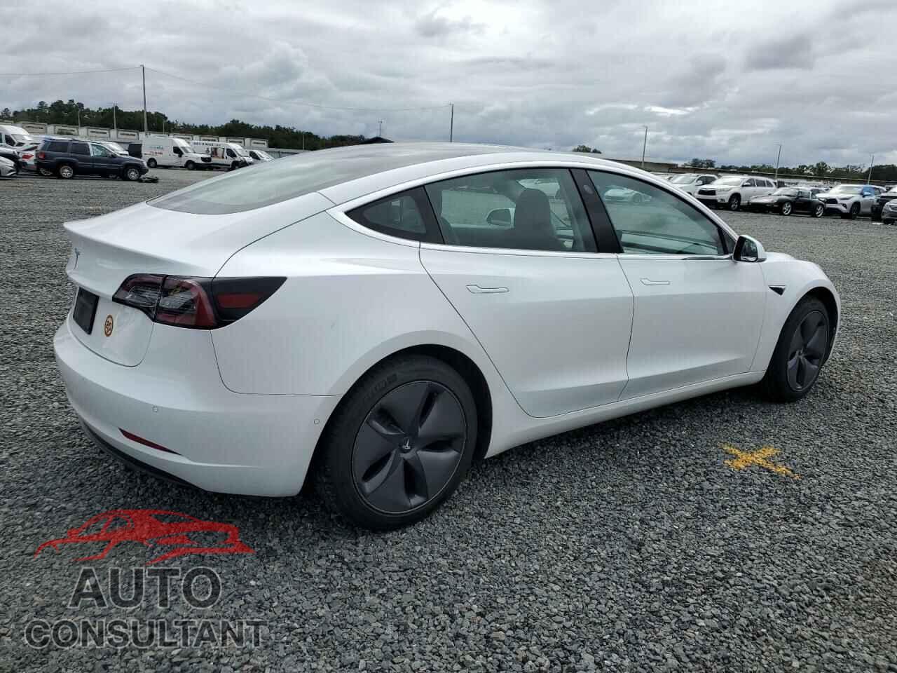 TESLA MODEL 3 2020 - 5YJ3E1EAXLF659084