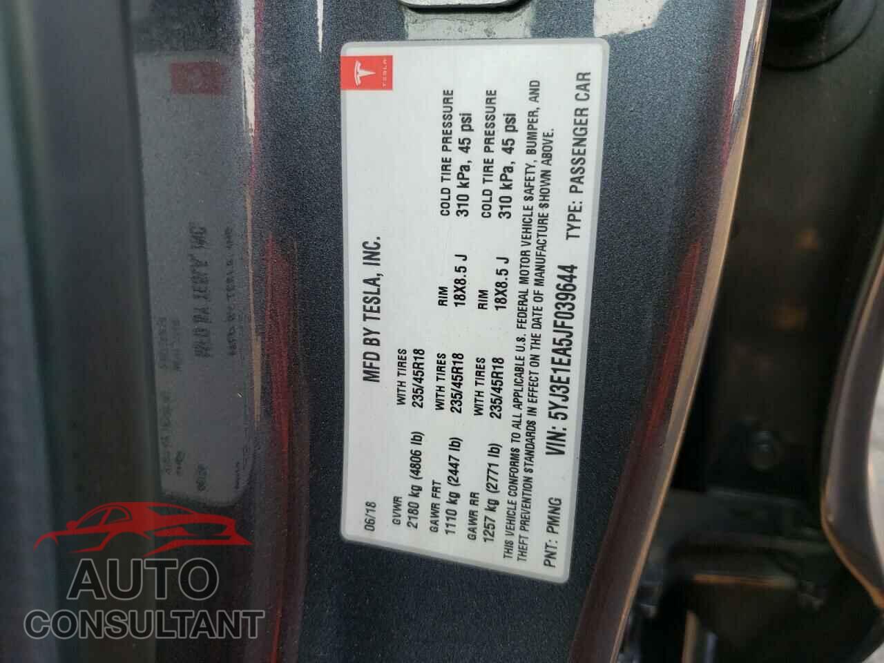 TESLA MODEL 3 2018 - 5YJ3E1EA5JF039644