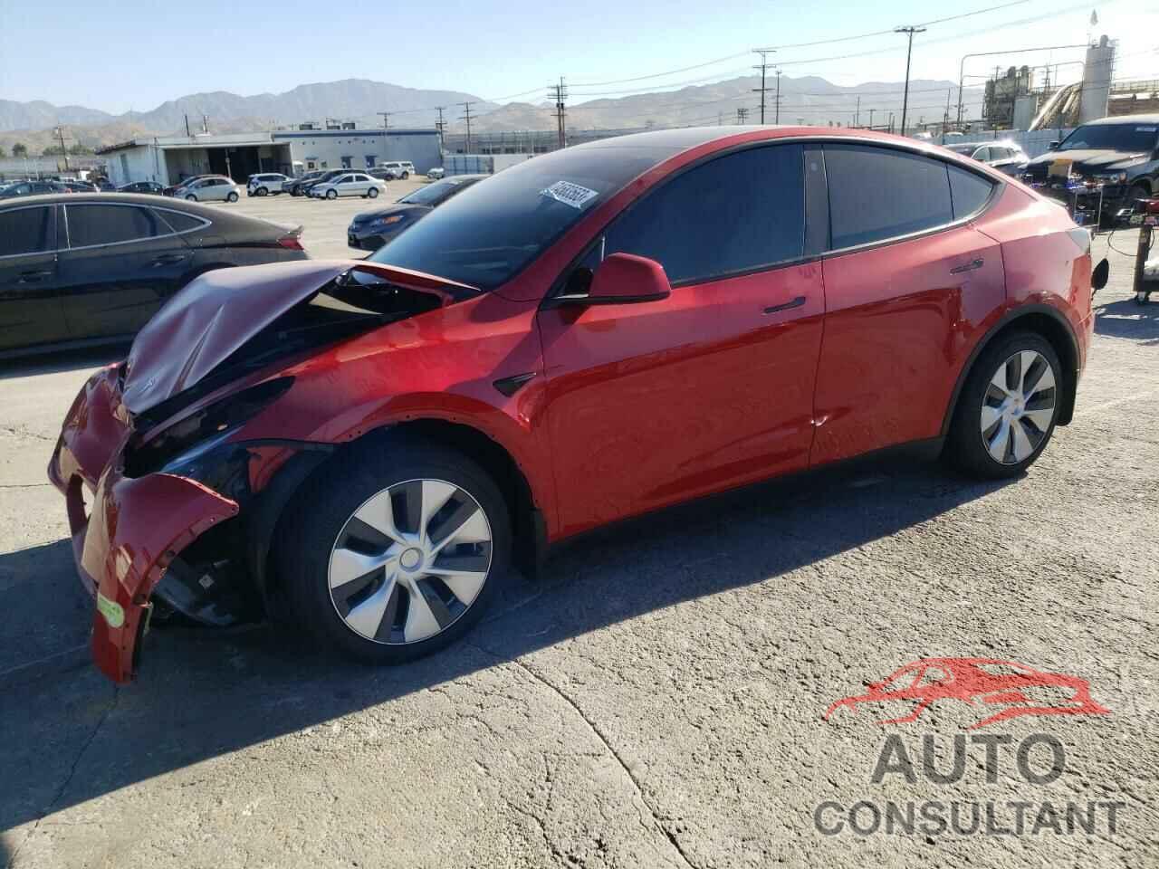 TESLA MODEL Y 2023 - 7SAYGAEEXPF647299