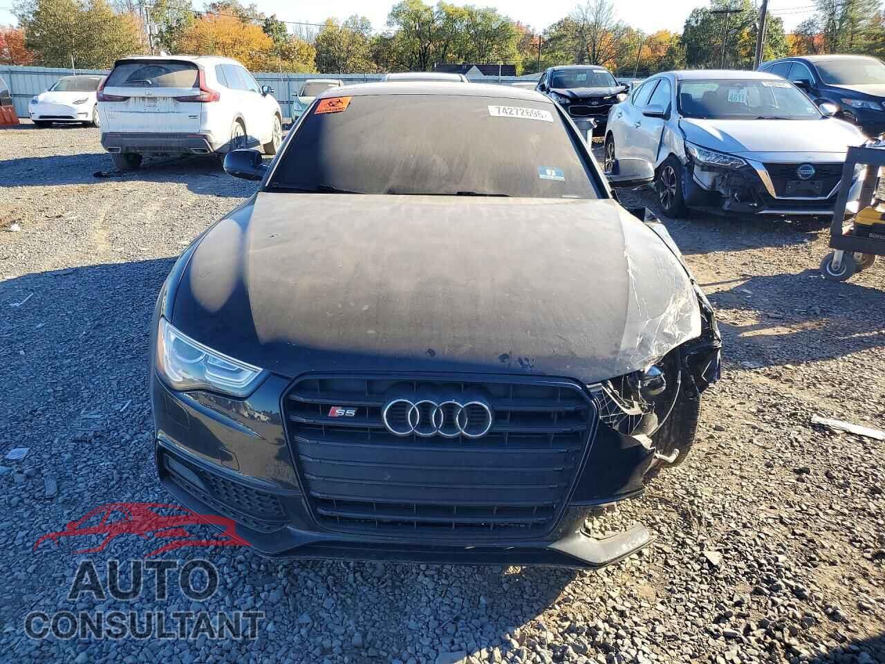 AUDI S5/RS5 2015 - WAUCGAFR5FA047321