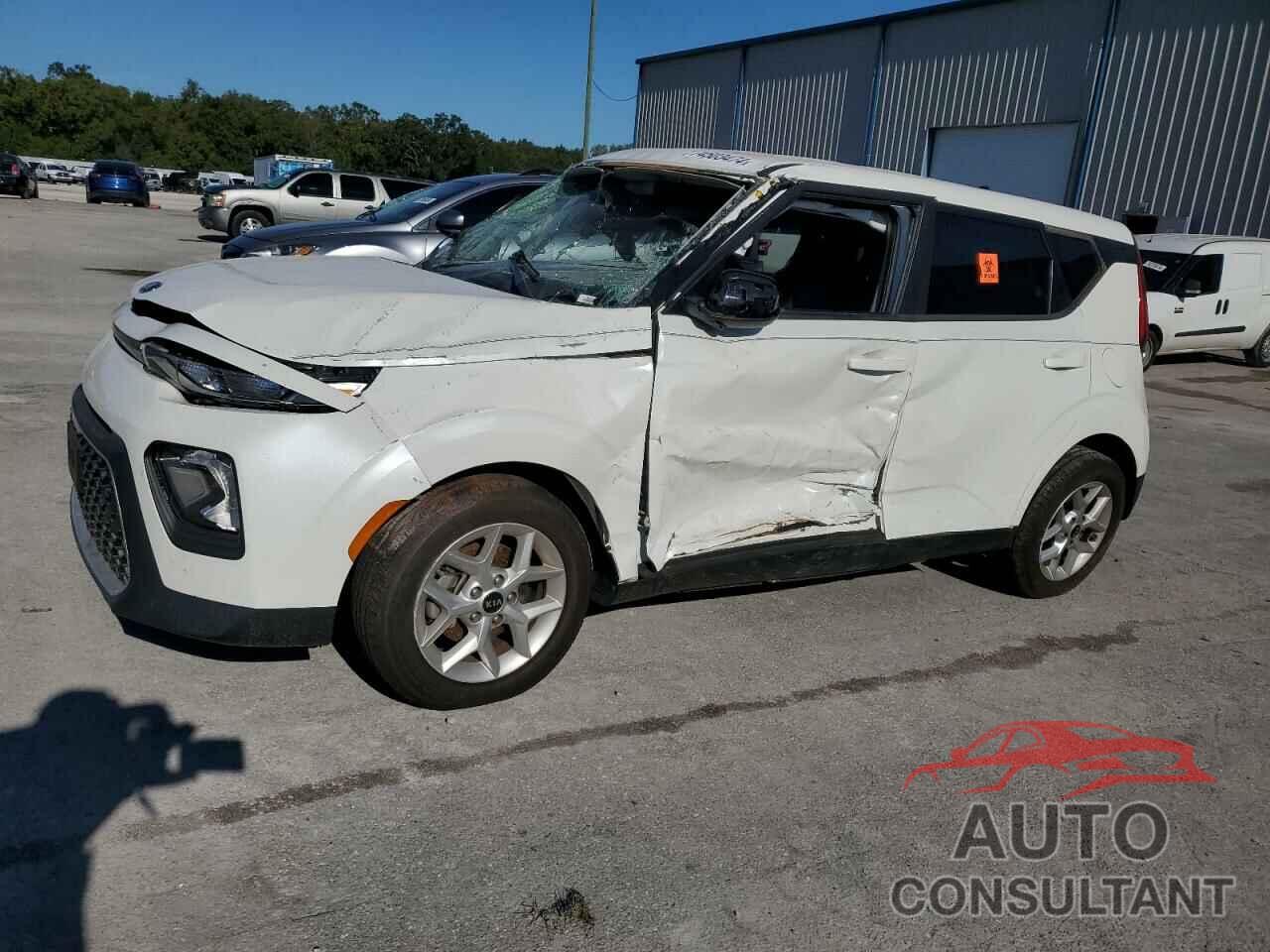 KIA SOUL 2020 - KNDJ23AU9L7001631