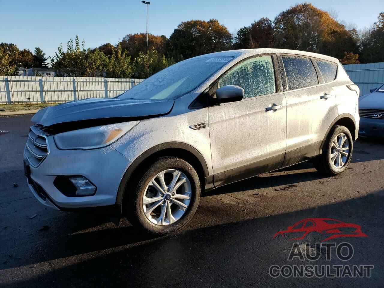 FORD ESCAPE 2017 - 1FMCU9G96HUE55865