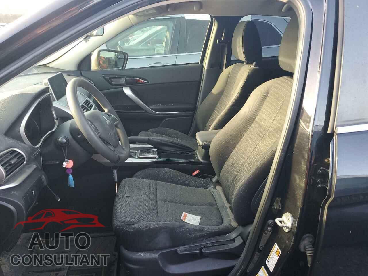 MITSUBISHI ECLIPSE 2019 - JA4AT4AA8KZ024470
