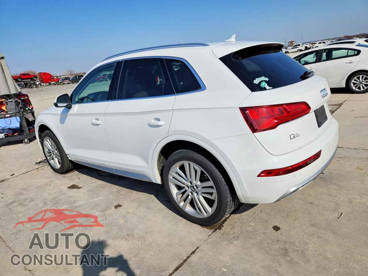 AUDI Q5 2018 - WA1BNAFY0J2002604