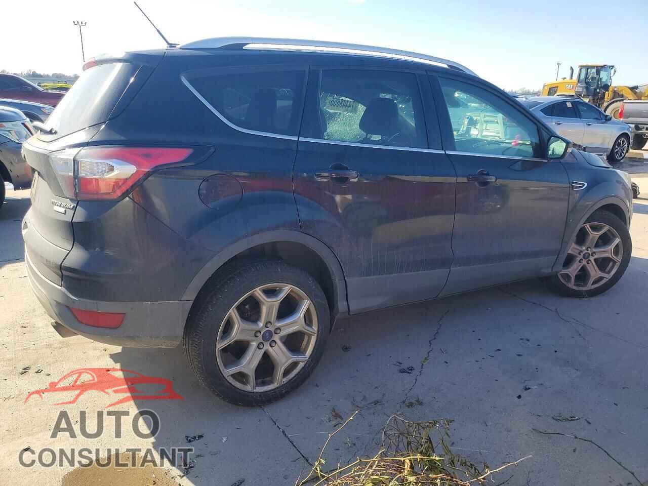 FORD ESCAPE 2017 - 1FMCU0JD6HUC50801