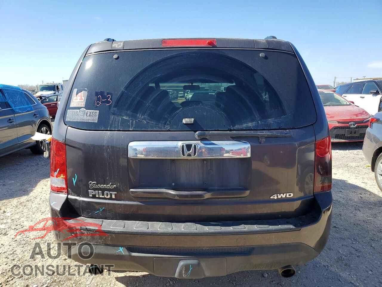 HONDA PILOT 2012 - 5FNYF4H79CB005682
