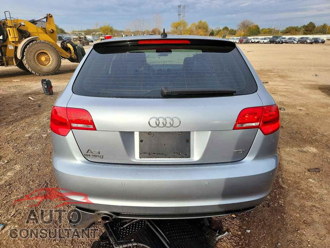 AUDI A3 2013 - WAUKJAFM5DA018657