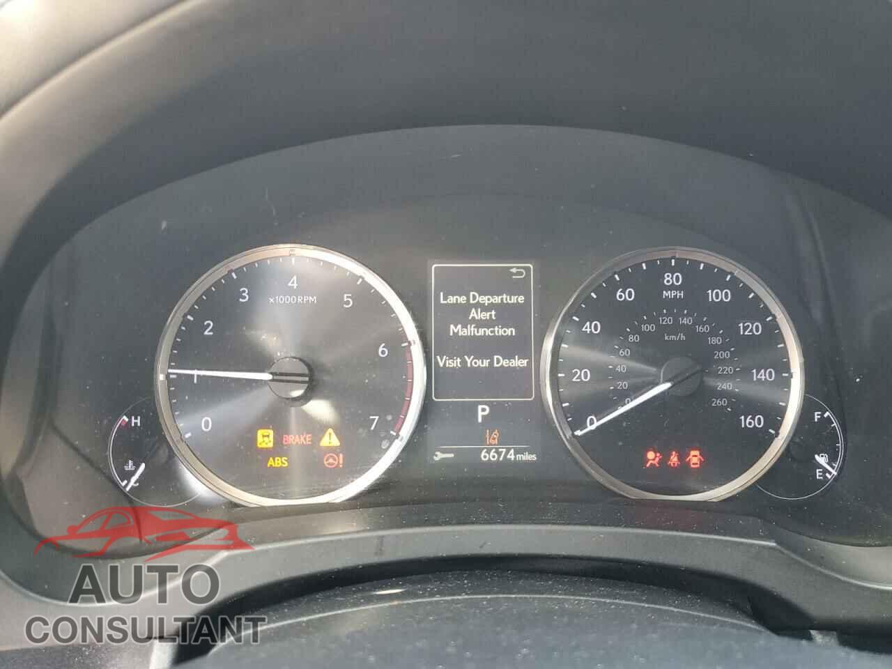 LEXUS IS 2017 - JTHBA1D25H5048789
