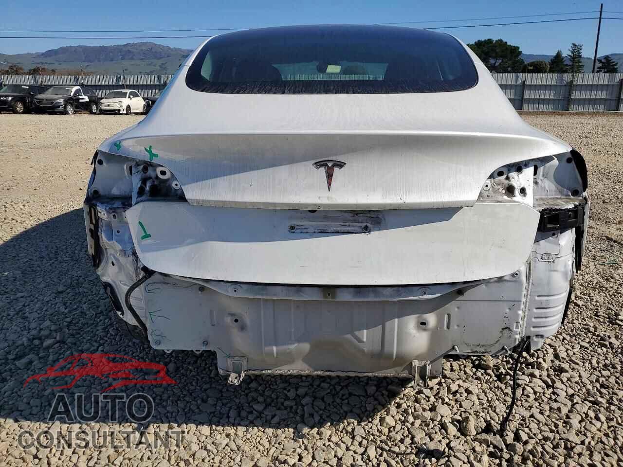 TESLA MODEL 3 2021 - 5YJ3E1EAXMF074880