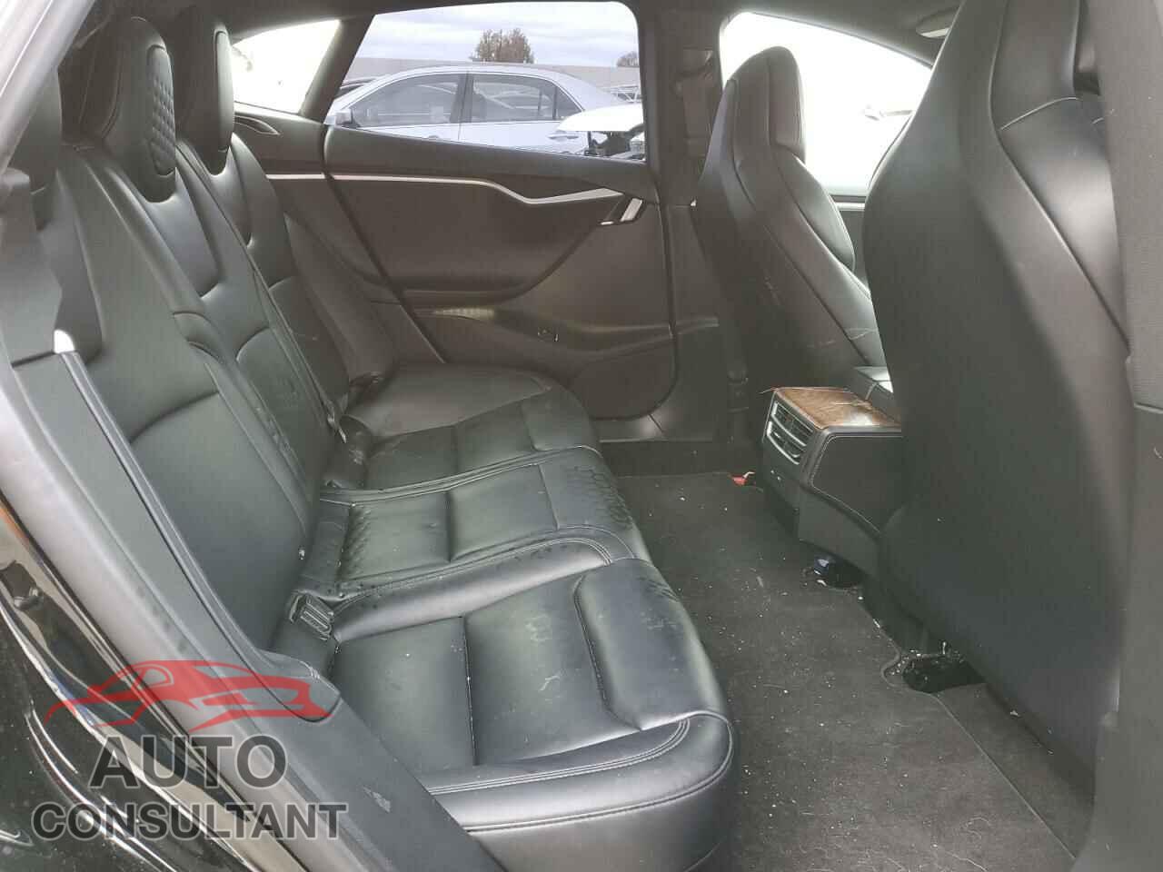 TESLA MODEL S 2017 - 5YJSA1E12HF228477