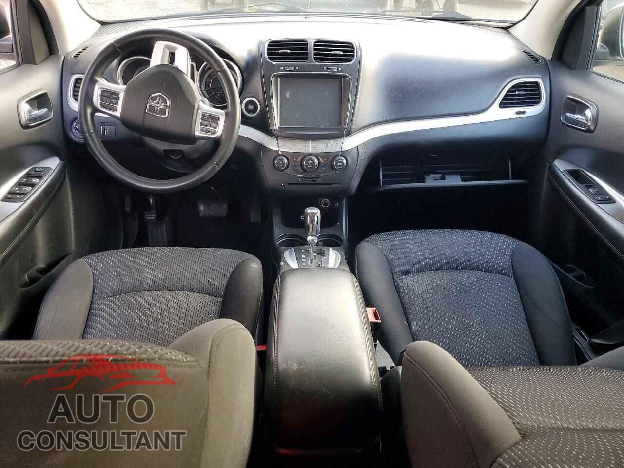 DODGE JOURNEY 2017 - 3C4PDCBG8HT550821