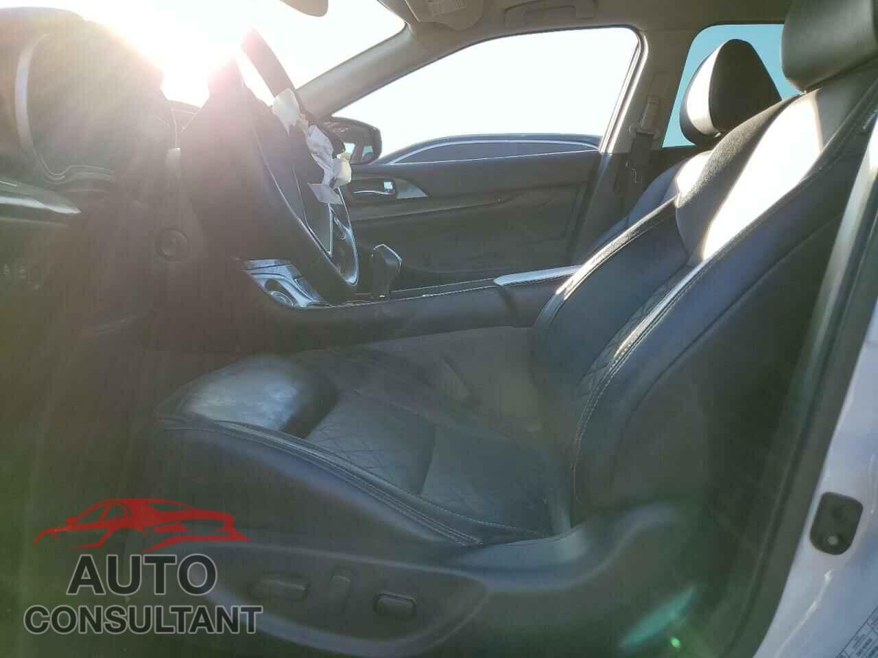 NISSAN MAXIMA 2018 - 1N4AA6AP4JC402674
