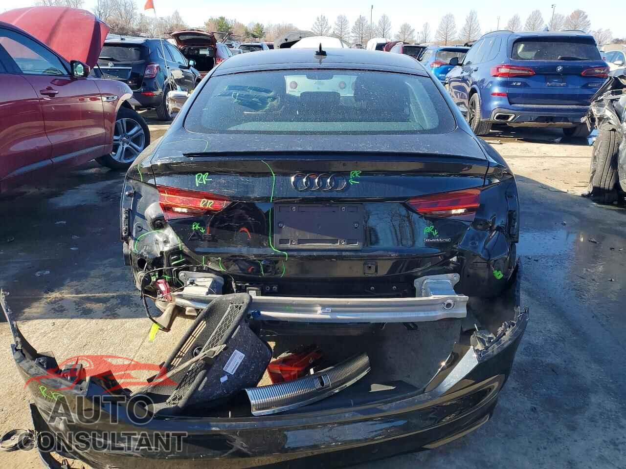 AUDI A5 2024 - WAUFACF5XRA044720