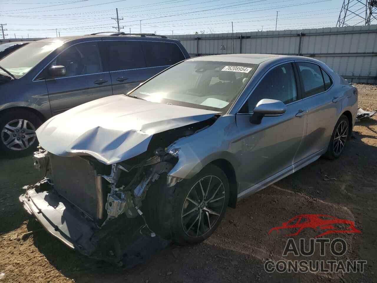 TOYOTA CAMRY 2021 - 4T1T11BKXMU031653