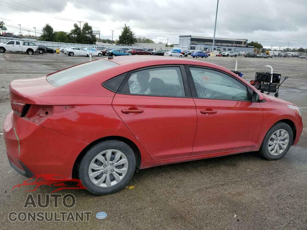 HYUNDAI ACCENT 2018 - 3KPC24A35JE018414