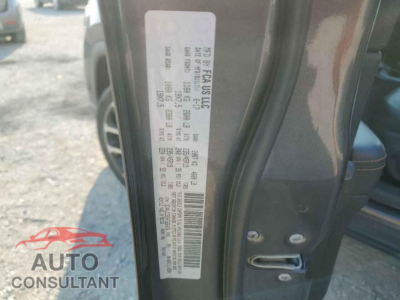 JEEP COMPASS 2017 - 3C4NJDCB3HT666470