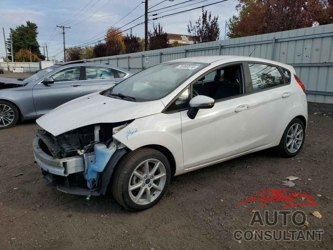 FORD FIESTA 2018 - 3FADP4EJ2JM107836