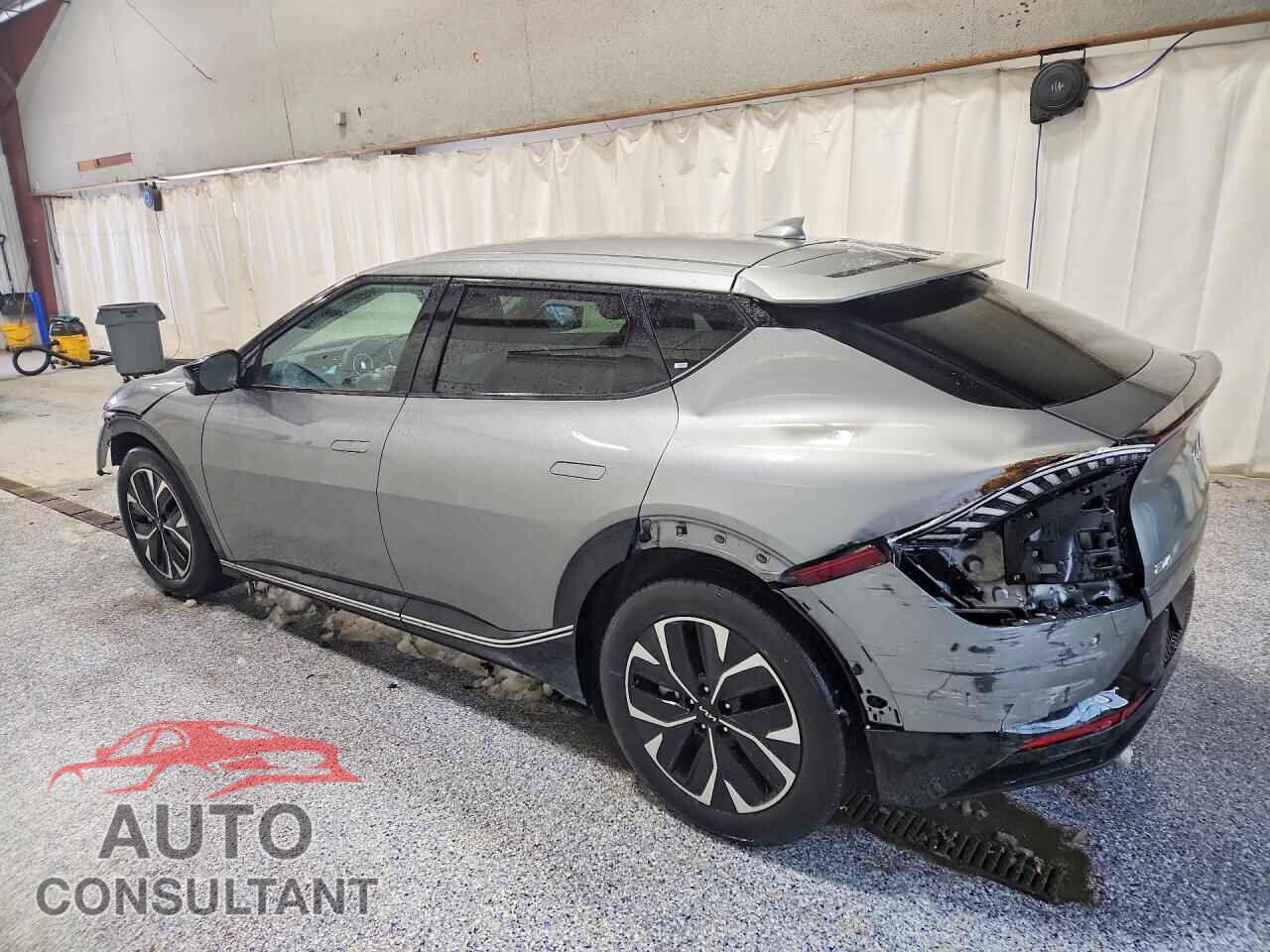 KIA EV6 LIGHT 2024 - KNDC34LA0R5202000