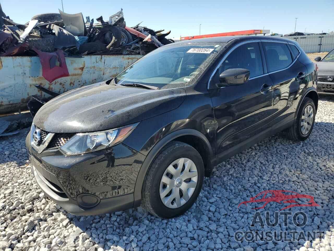 NISSAN ROGUE 2018 - JN1BJ1CR4JW203495