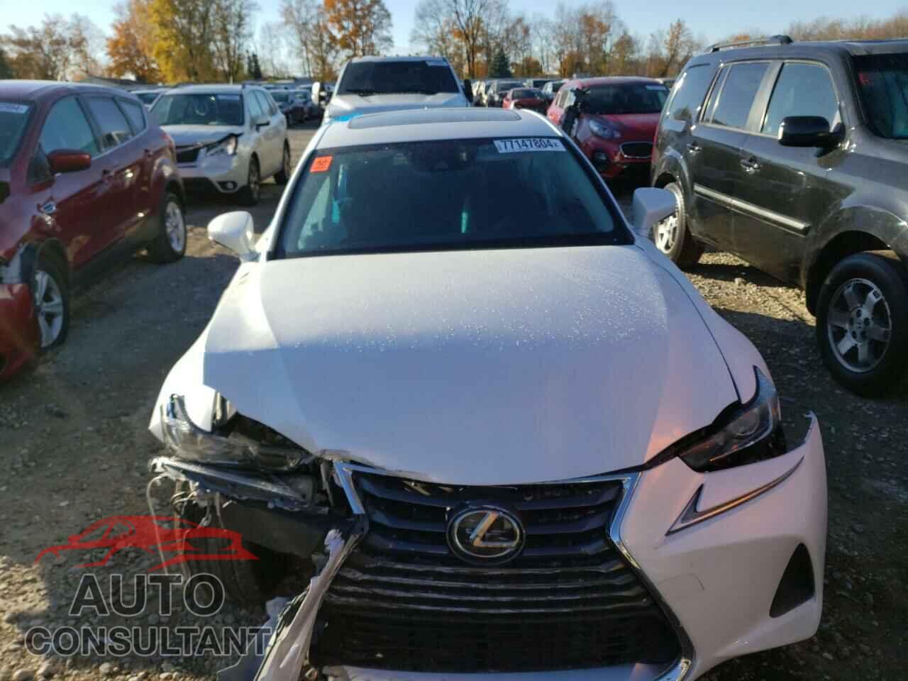 LEXUS IS 2019 - JTHC81D27K5035940
