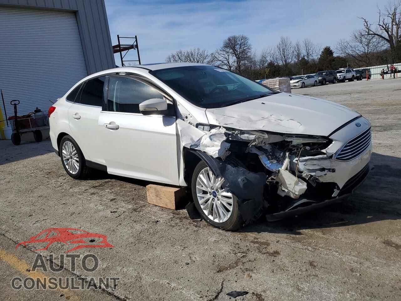 FORD FOCUS 2017 - 1FADP3J21HL264987