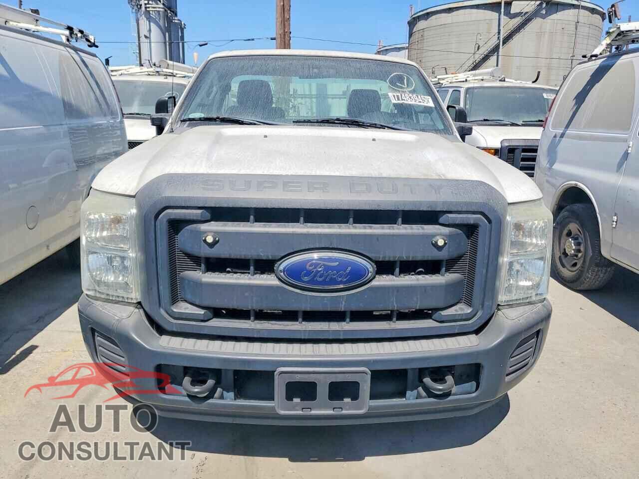 FORD F250 2013 - 1FTBF2A62DEB82072