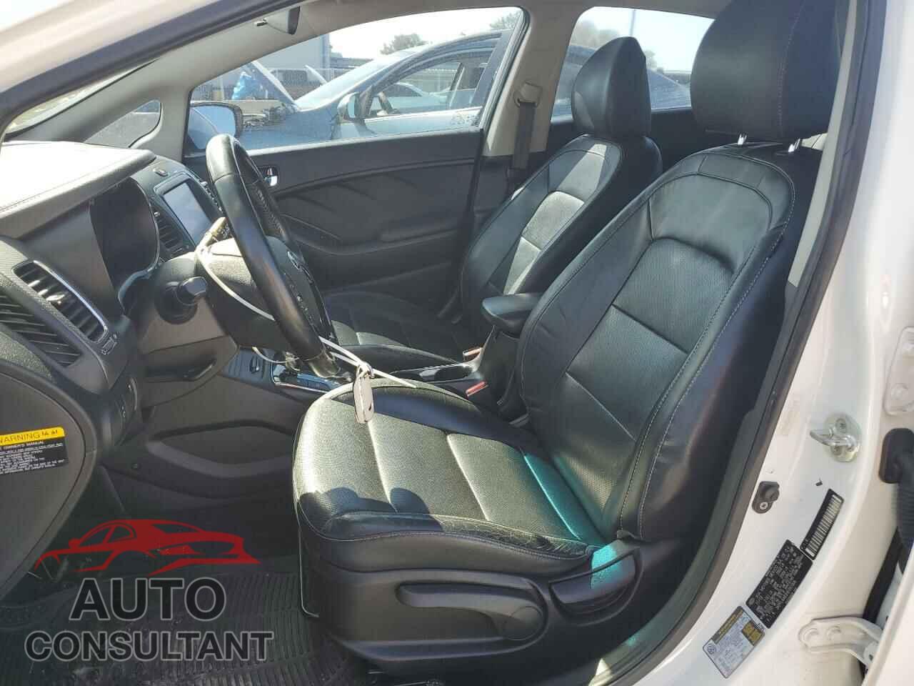 KIA FORTE 2017 - 3KPFL4A83HE091006
