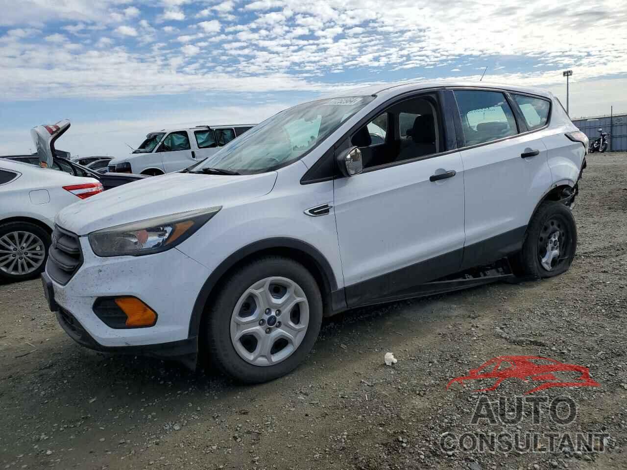FORD ESCAPE 2018 - 1FMCU0F73JUC09907