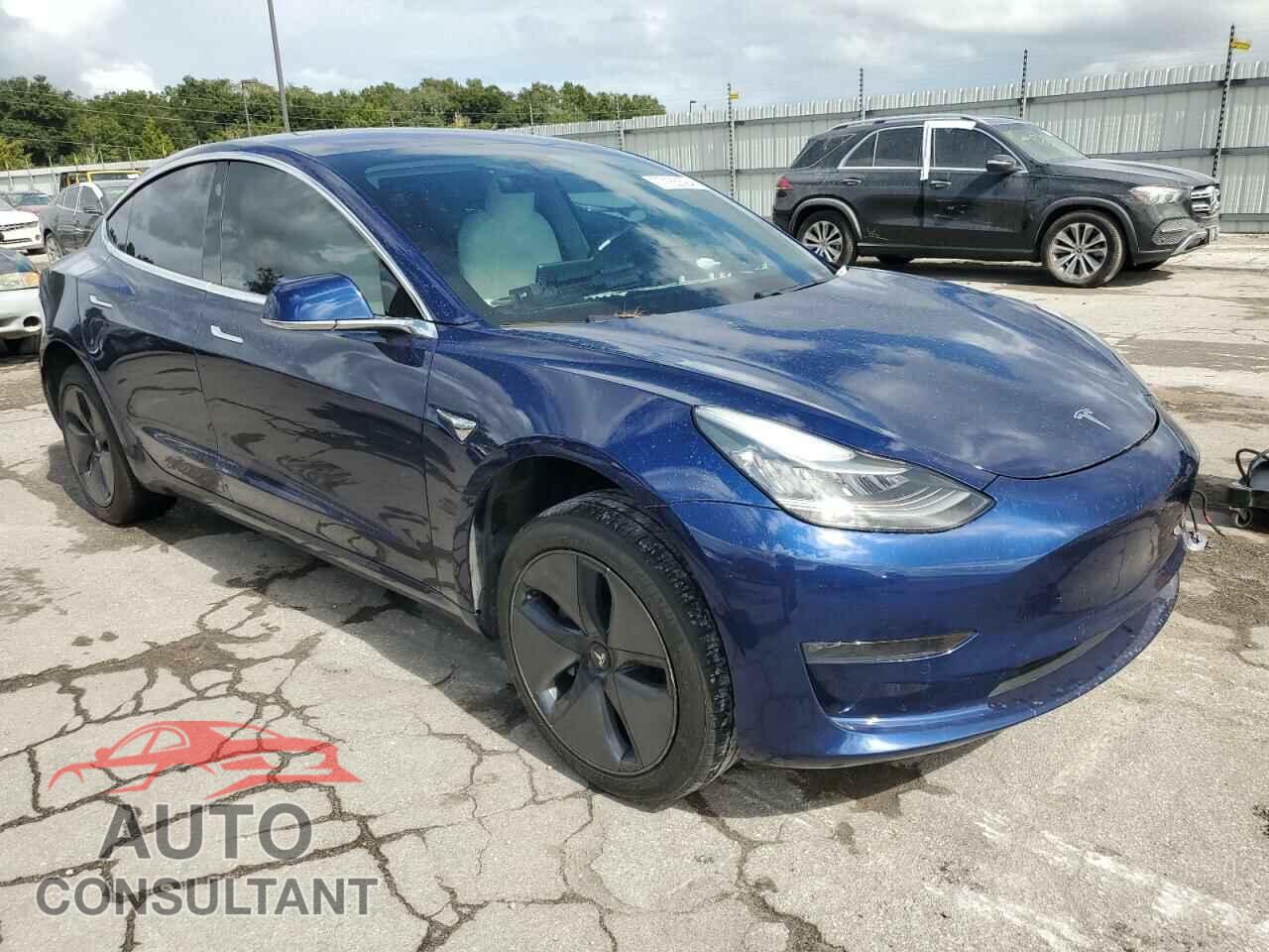 TESLA MODEL 3 2018 - 5YJ3E1EB6JF096413