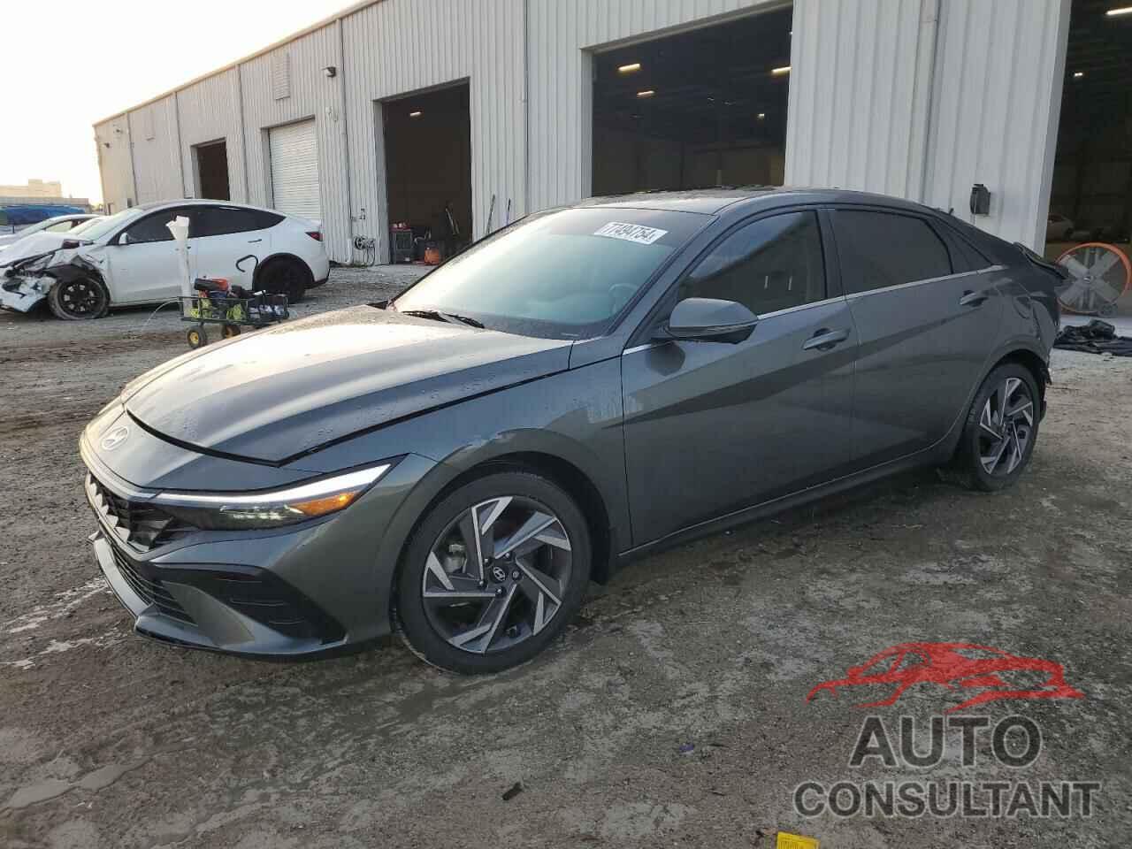 HYUNDAI ELANTRA 2024 - KMHLP4DG6RU710450