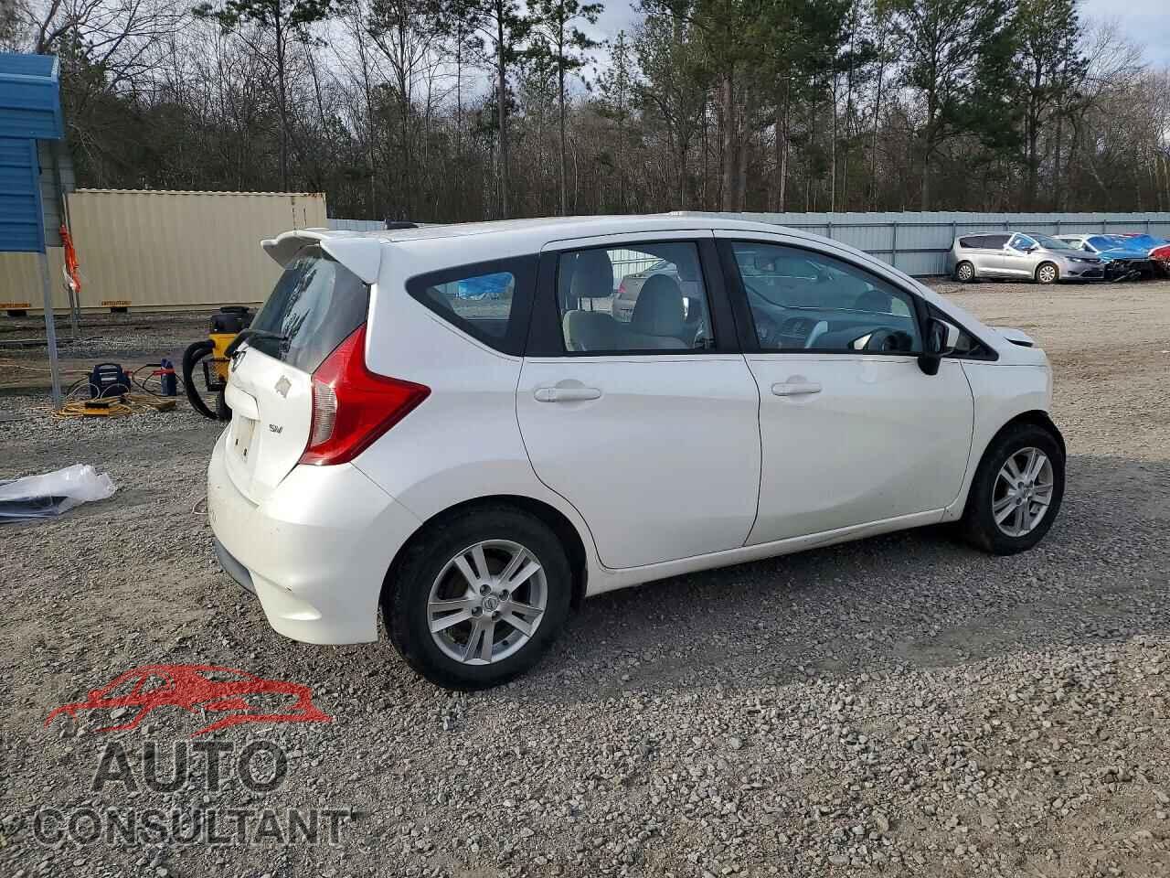NISSAN VERSA 2017 - 3N1CE2CP3HL367382
