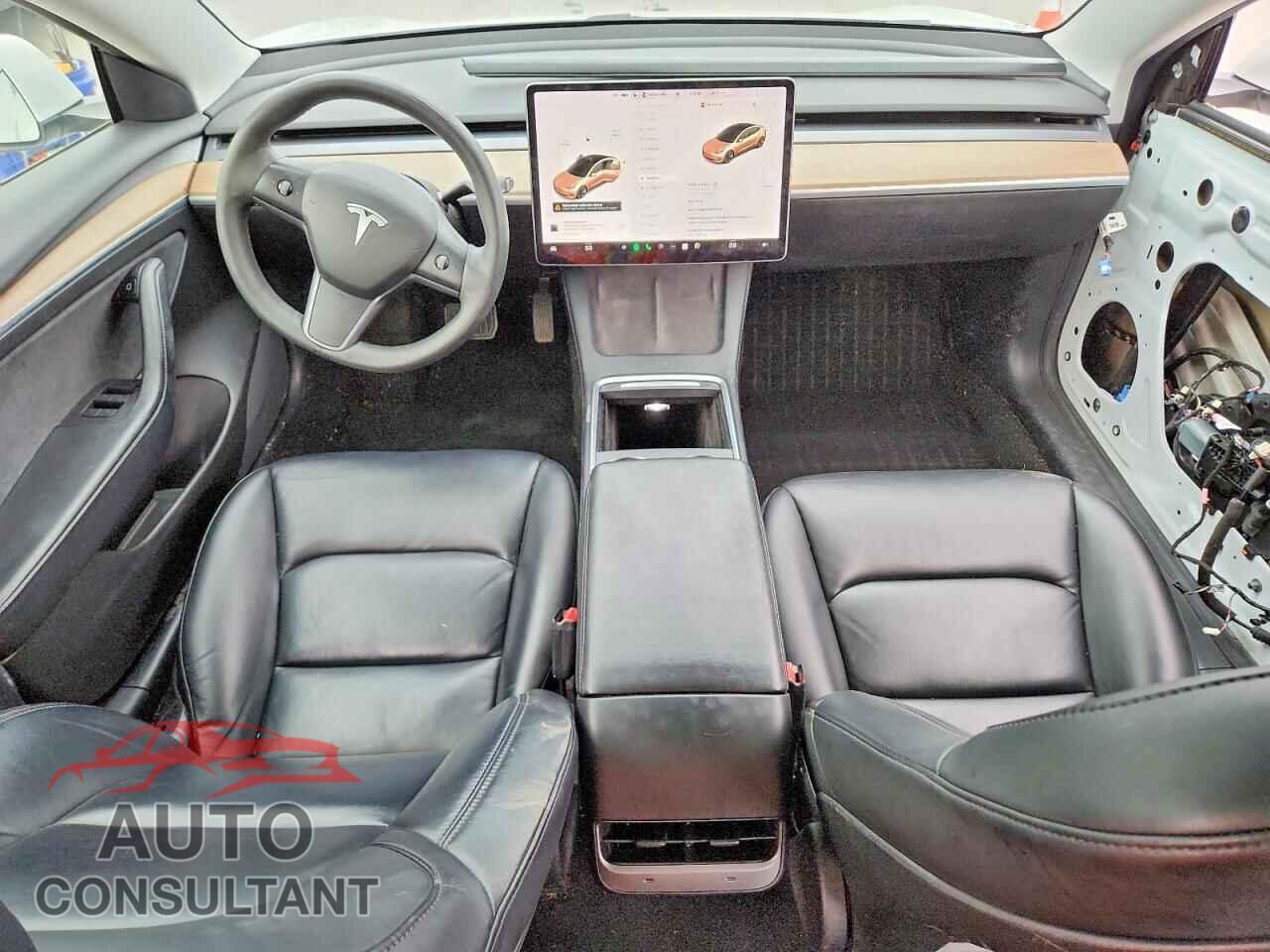 TESLA MODEL 3 2021 - 5YJ3E1EB5MF066176