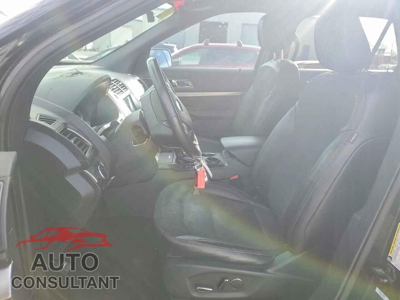 FORD EXPLORER 2018 - 1FM5K7D82JGB26048