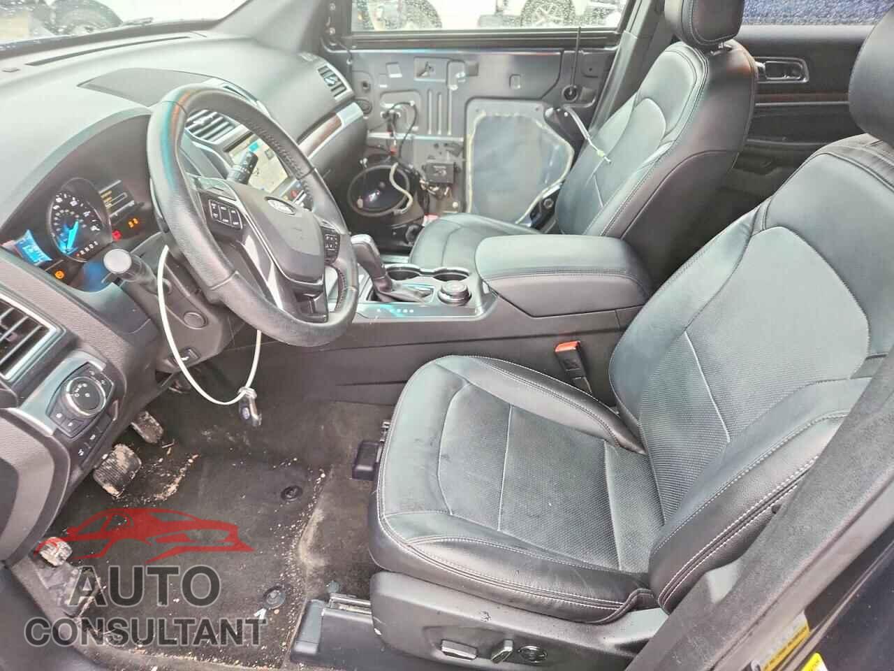 FORD EXPLORER 2017 - 1FM5K8F8XHGA72947