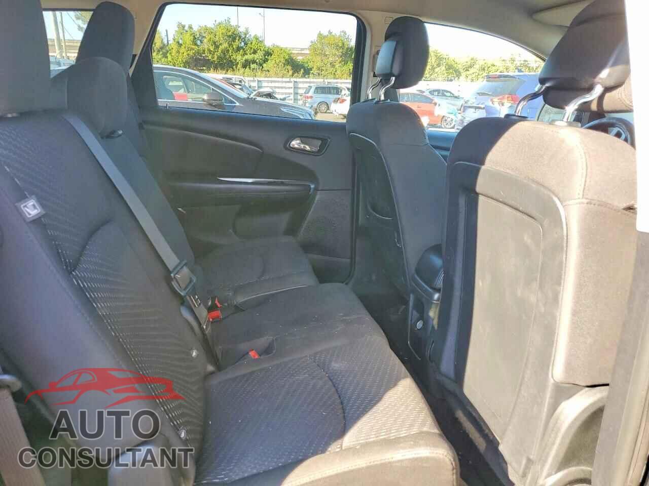 DODGE JOURNEY 2017 - 3C4PDCBG2HT534209