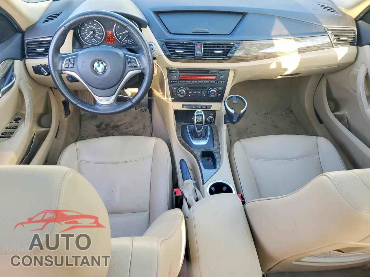 BMW X1 2013 - WBAVL1C55DVR87811