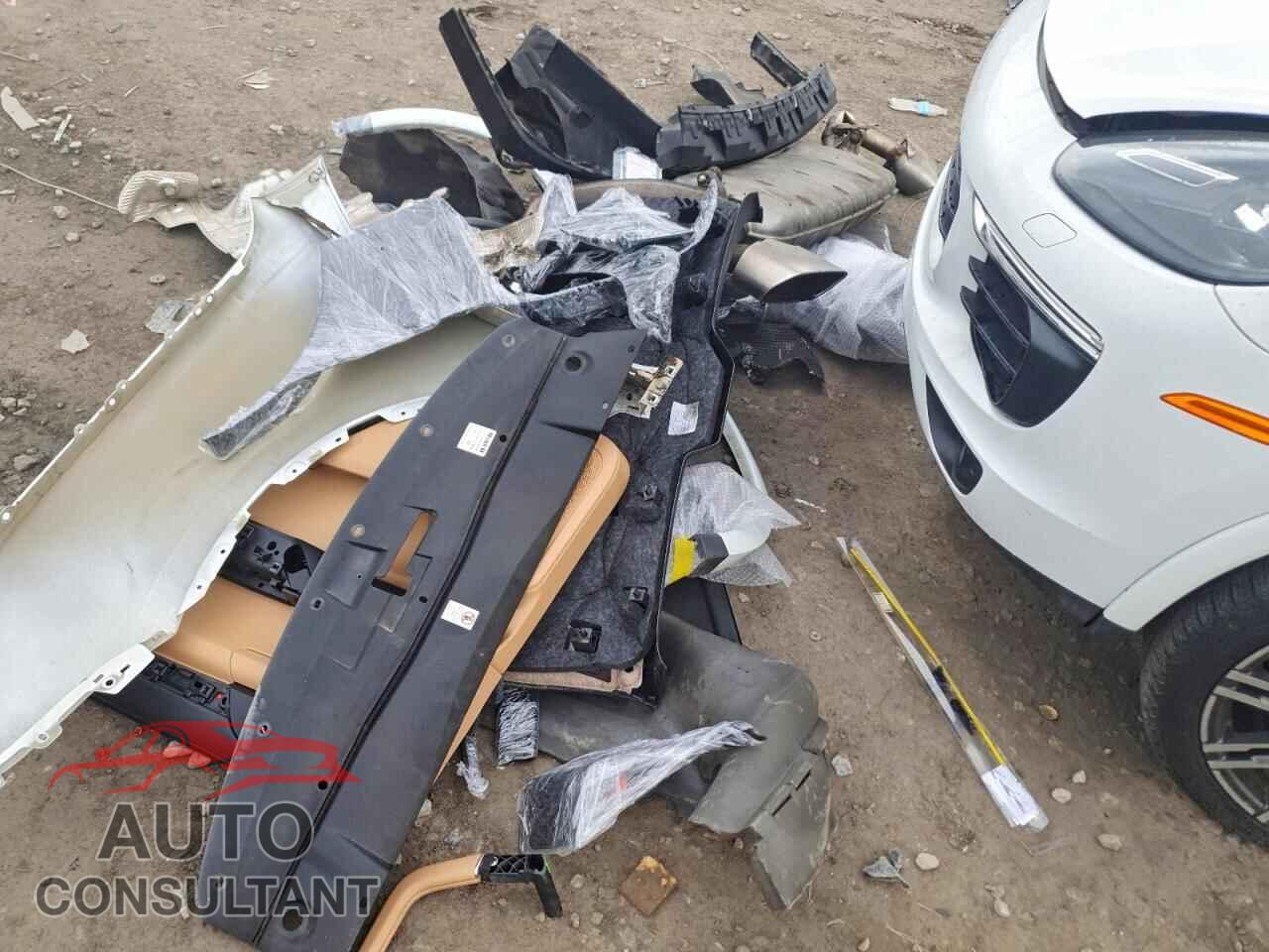 PORSCHE CAYENNE 2017 - WP1AA2A2XHKA91354