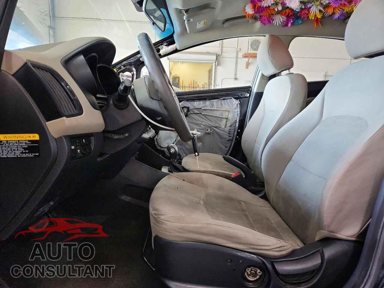 KIA RIO 2014 - KNADM4A35E6344527