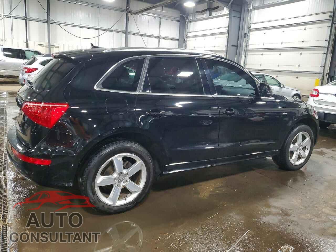 AUDI Q5 2011 - WA1DKAFP5BA009595