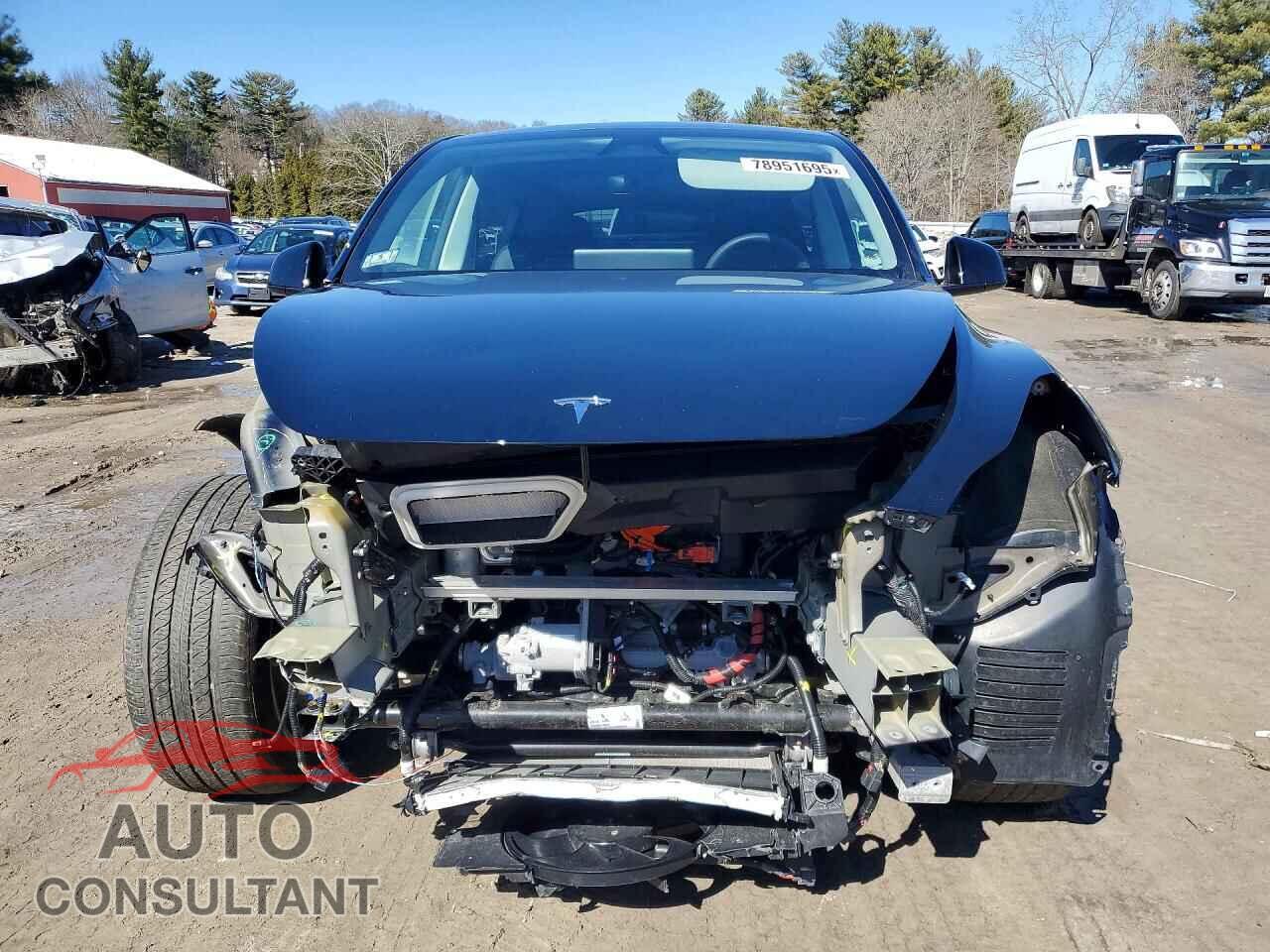 TESLA MODEL Y 2024 - 7SAYGDEE7RF984145