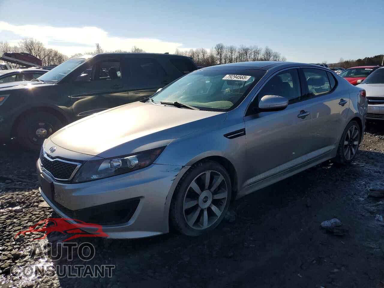 KIA OPTIMA 2011 - KNAGR4A67B5118421