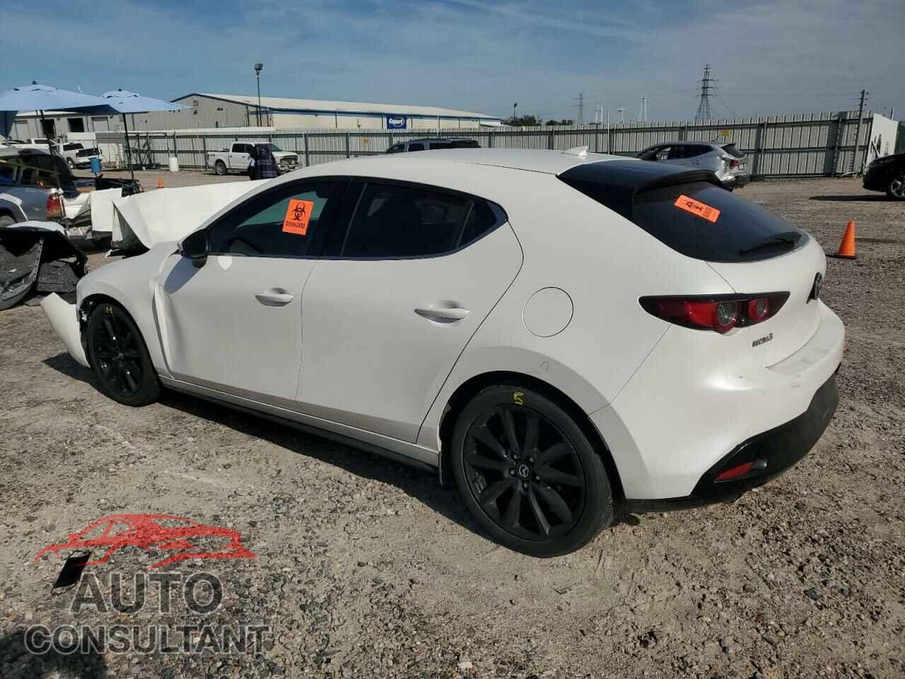 MAZDA 3 2021 - JM1BPAML3M1401086