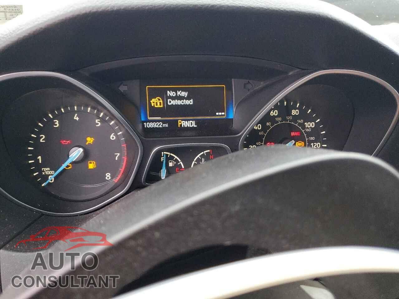 FORD FOCUS 2015 - 1FADP3F23FL372002
