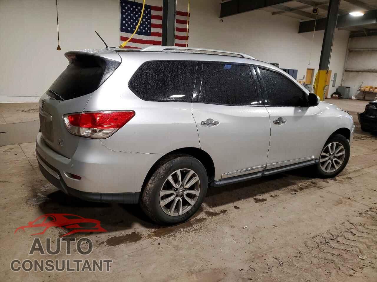 NISSAN PATHFINDER 2013 - 5N1AR2MM2DC643761