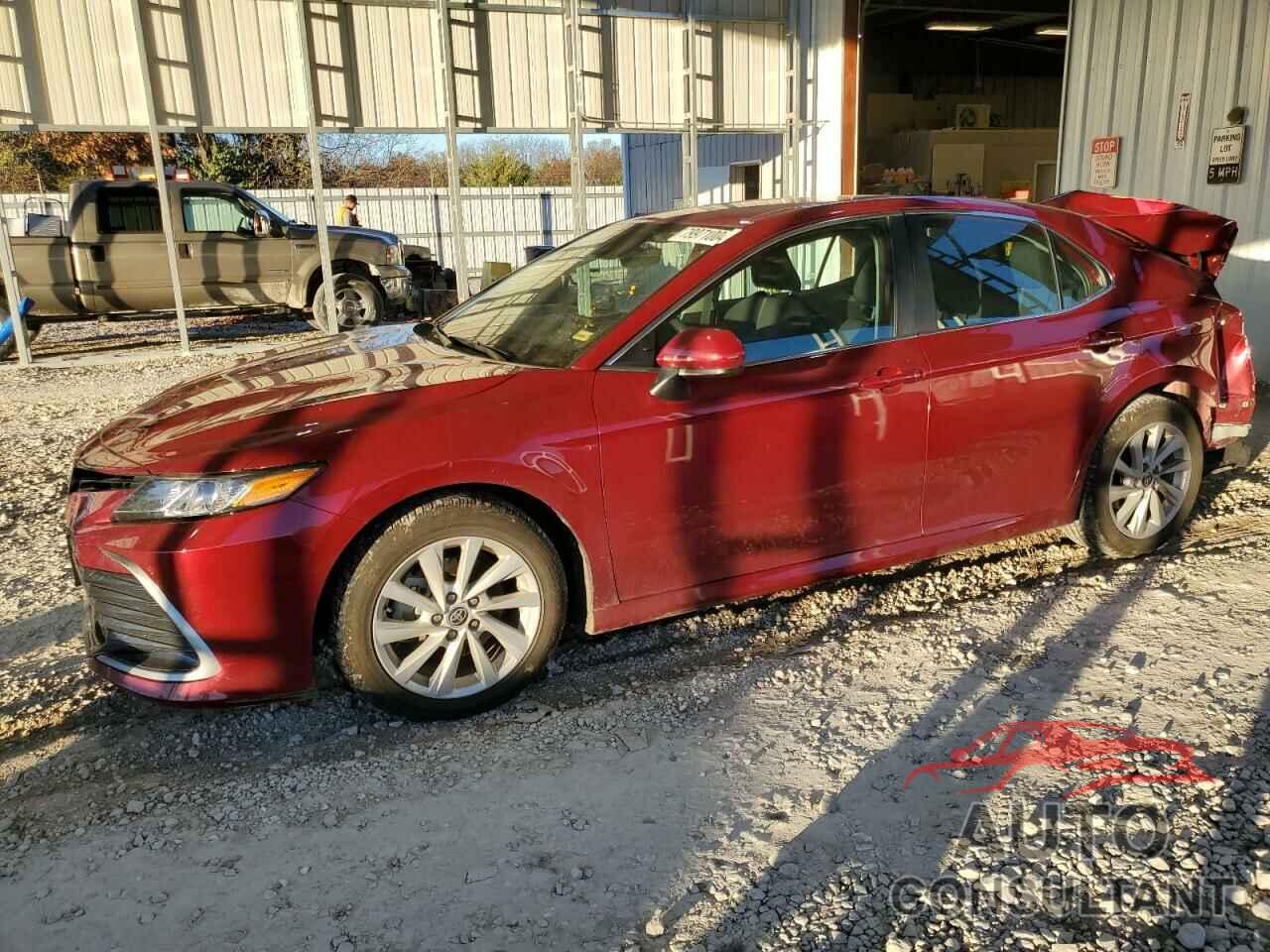 TOYOTA CAMRY 2021 - 4T1C11AK1MU403849