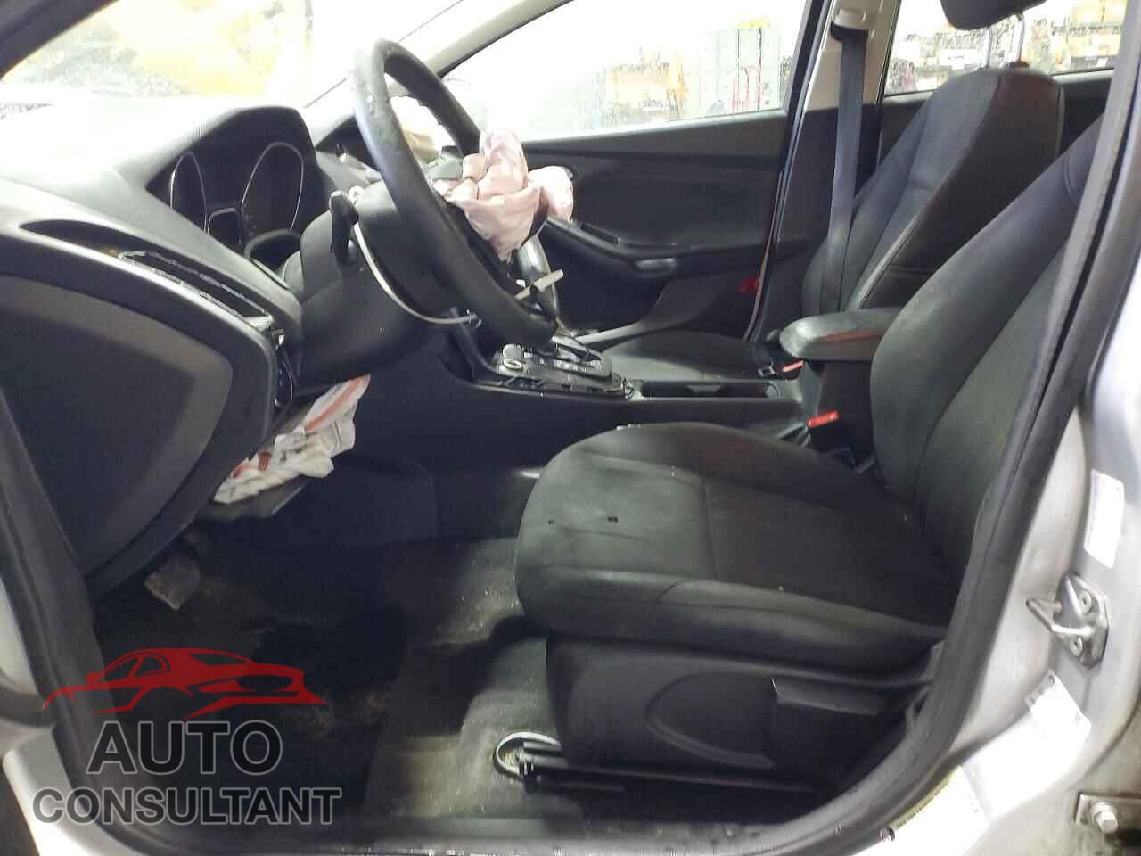 FORD FOCUS 2017 - 1FADP3F27HL221005