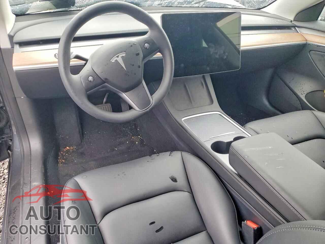 TESLA MODEL 3 2023 - 5YJ3E1EA5PF639640